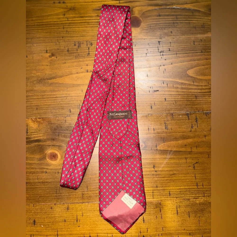 YSL‎ Vintage Silk Tie Red Micro Floral Old Money Dadcore Power Tie Luxe